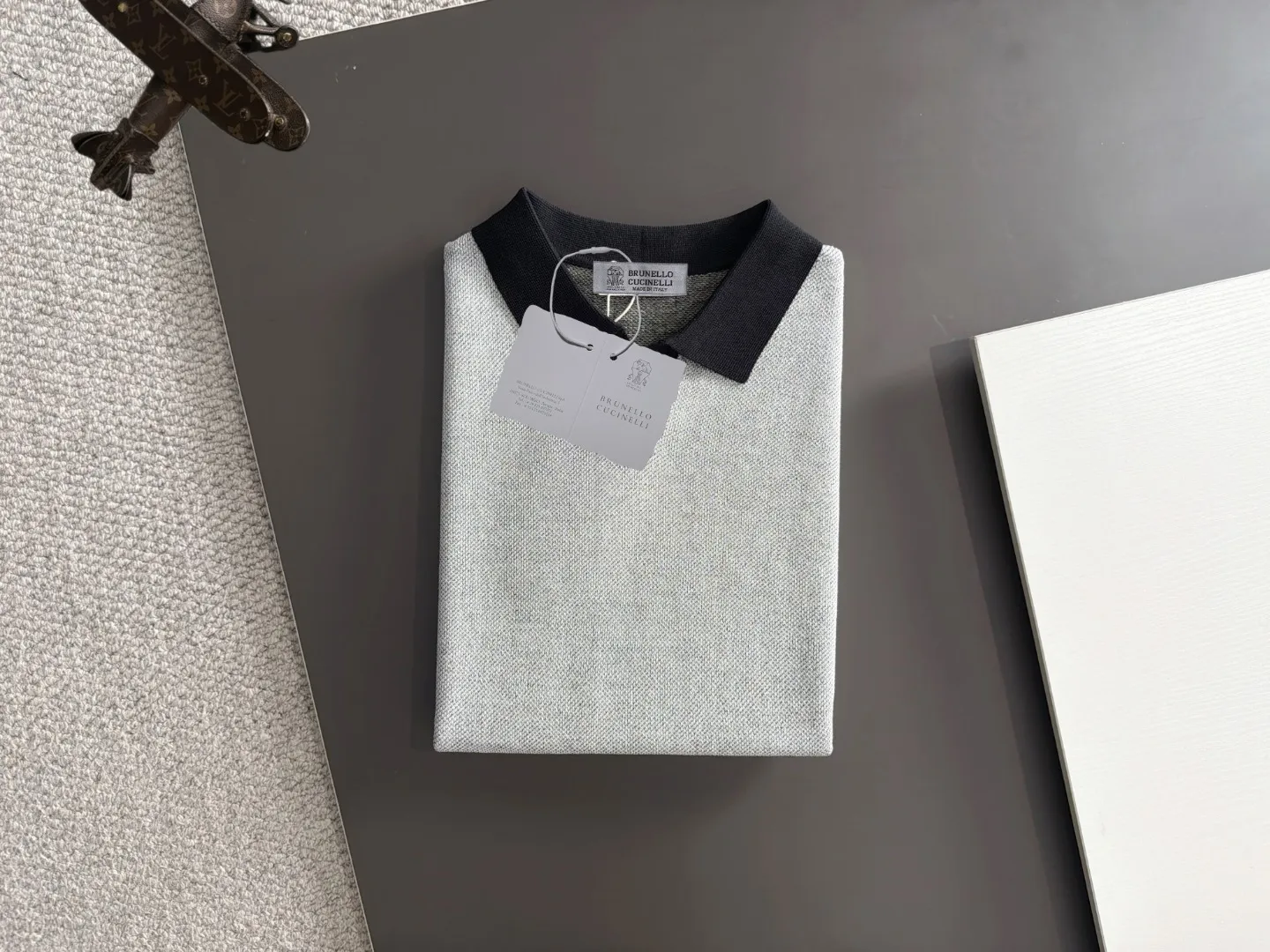 Next day shipment High Quality BC 2026 Summer New Arrival men's short-sleeved T-shirt Made of combed cotton yarn knitted cotton fabric, pure cotton high-weight special yarn, it feels full of weight when weighed, and the upper body is more textured than ordinary T-shirts. This texture can cope with the weather easily and is suitable for both hot and cold! The pattern on the chest adopts three-dimensional embroidery technology, and is perfectly produced stitch by stitch with reference to the original version! Loose fit design, looks noble. Size: M to XXXL